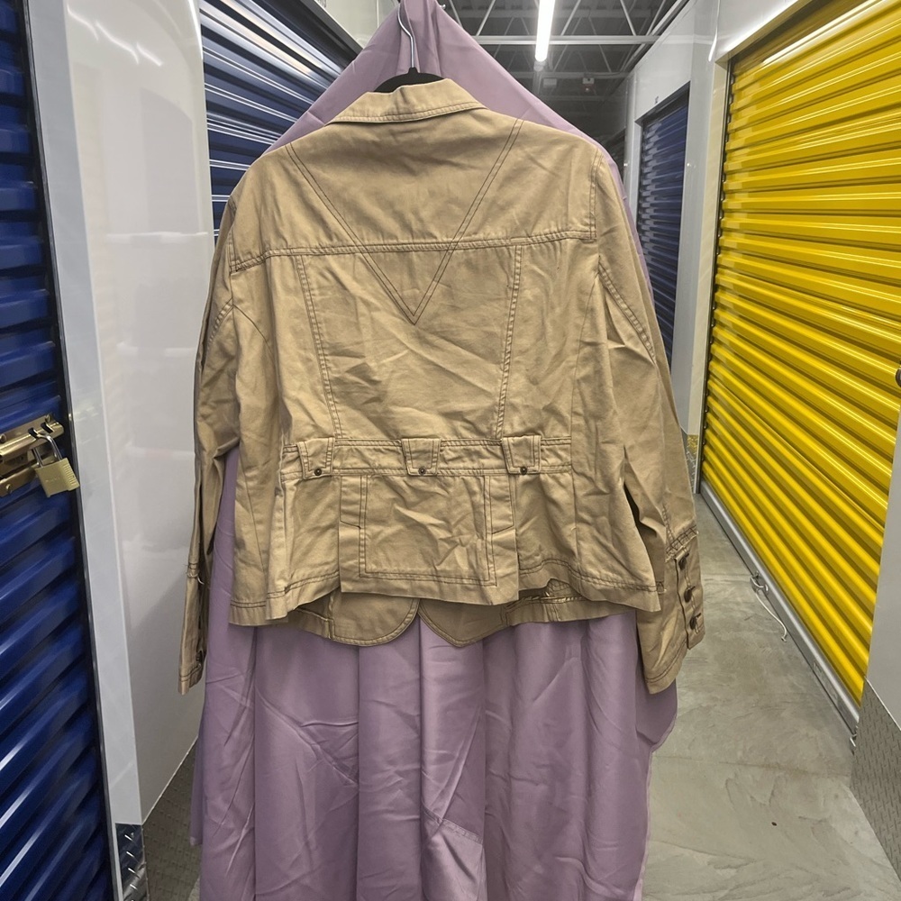 Yoki | Blazer in Khaki | size 2xl - Picture 3 of 3